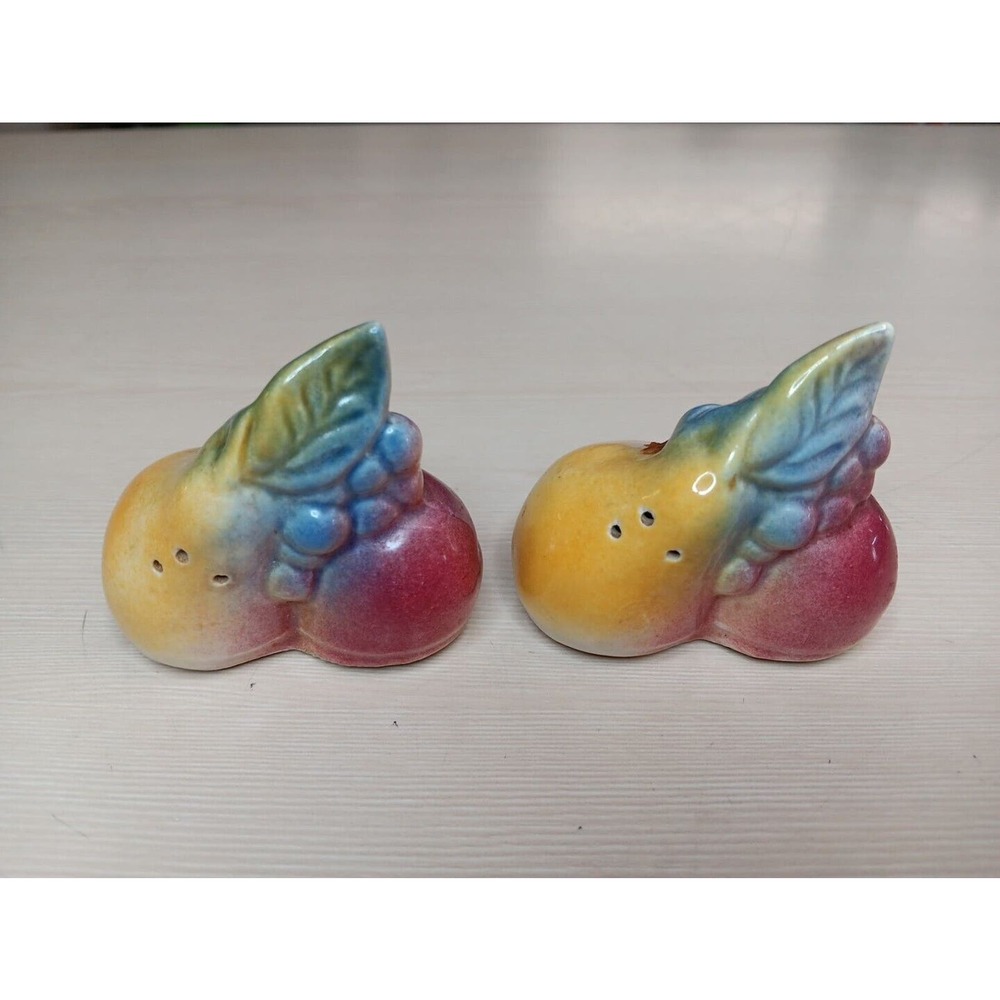 Vintage Shawnee Pottery Fruit Salt And Pepper Shaker Set, Marked USA 82